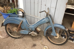 Moped grob gereinigt